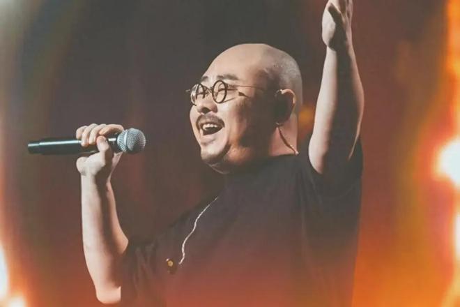 上她被助理没收了手机担心她想不开球王会平台好友曝云朵近况称联系不